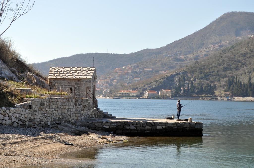 Apartments Vucinovic Tivat Exterior foto